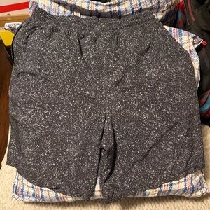 Lululemon Set of 3 Shorts Size Large
